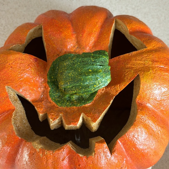 PUMPKIN vtg light w/bulb & plug - Picture 3 of 3